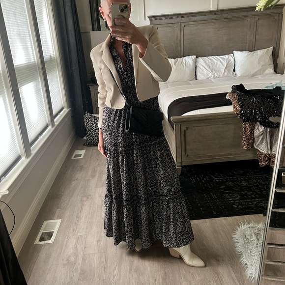 Meet your Posher - Picture 14 of 16